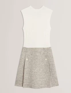 Ärmelloses Minikleid aus Bouclé-Strick