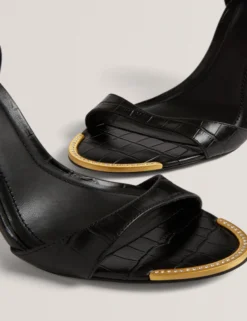 Sandalen mit Stilettoabsatz in Kroko-Optik