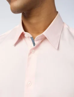 Satin-Stretch-Baumwollhemd, schmal geschnitten