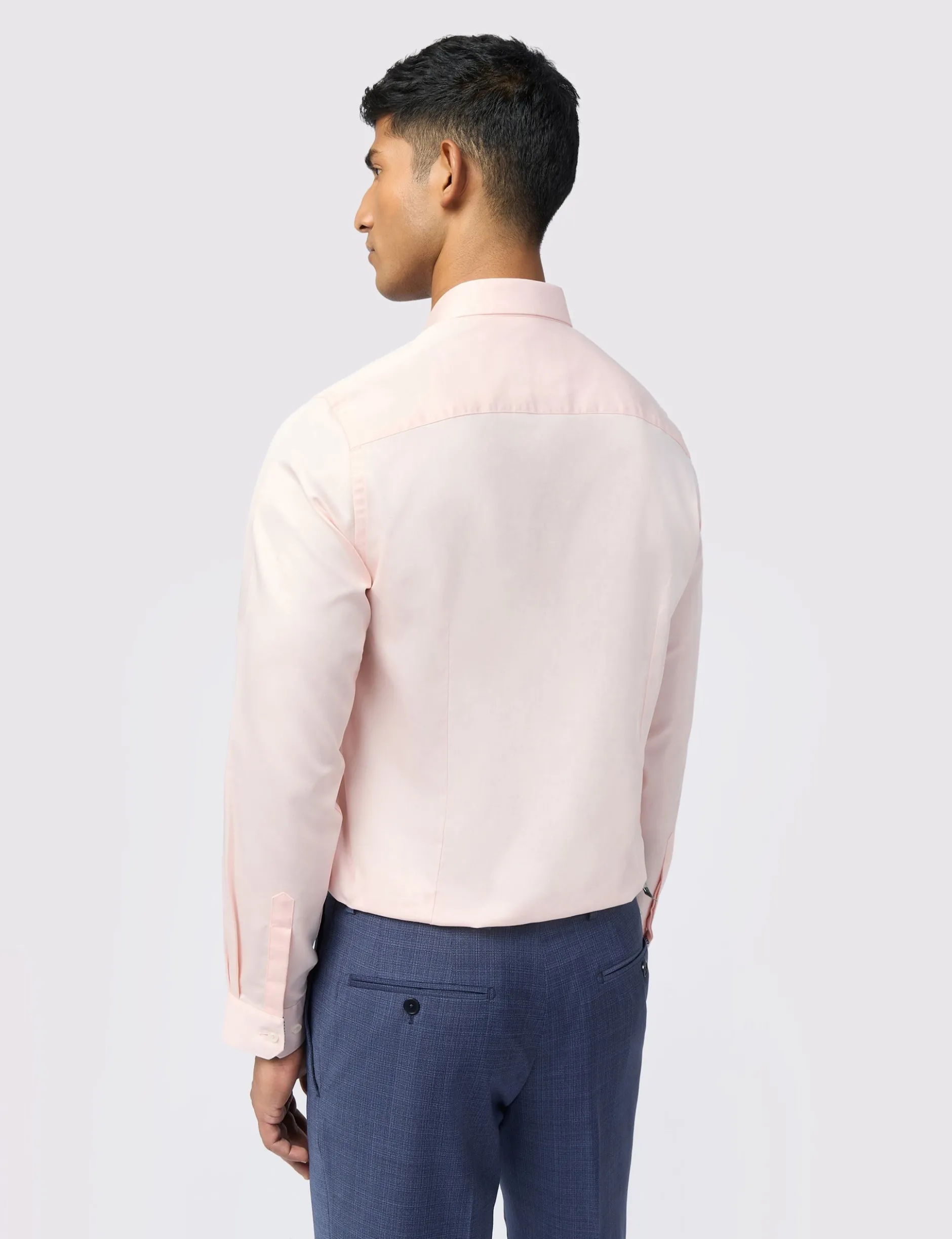 Satin-Stretch-Baumwollhemd, schmal geschnitten