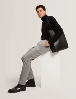 Schmal geschnittene, elegante Cargohose