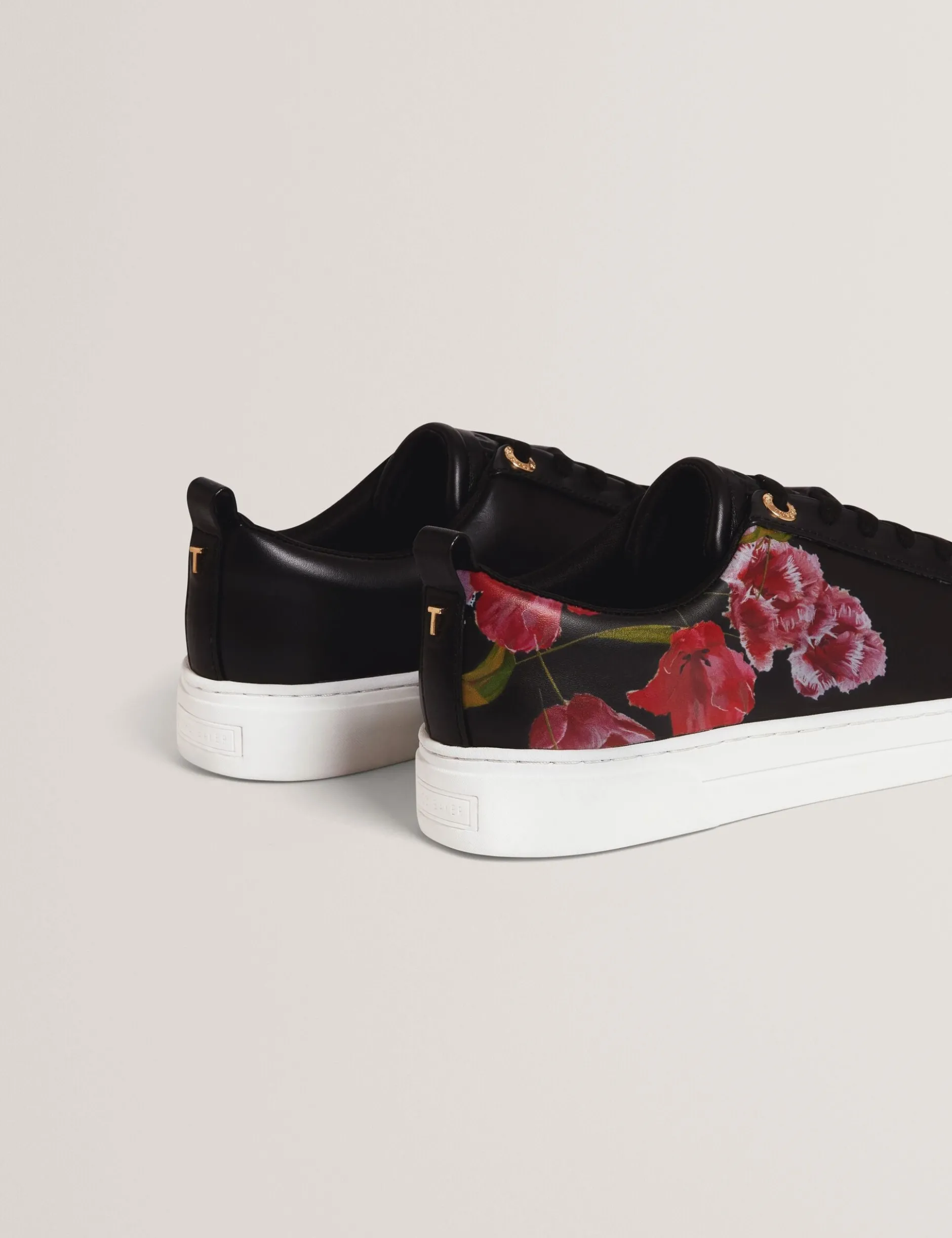 Schnürschuhe aus Leder mit floralem Muster