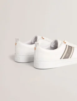 Schnürschuhe aus Leder mit Webstreifen