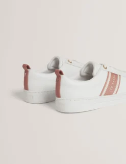 Schnürschuhe aus Leder mit Webstreifen