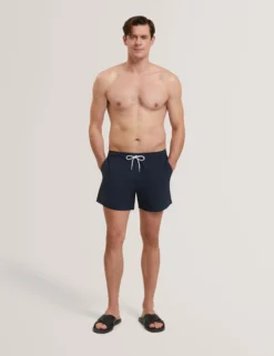 Seersucker-Badeshorts in mittlerer Länge