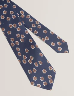 Seidenkrawatte mit verstreutem Blumenmuster