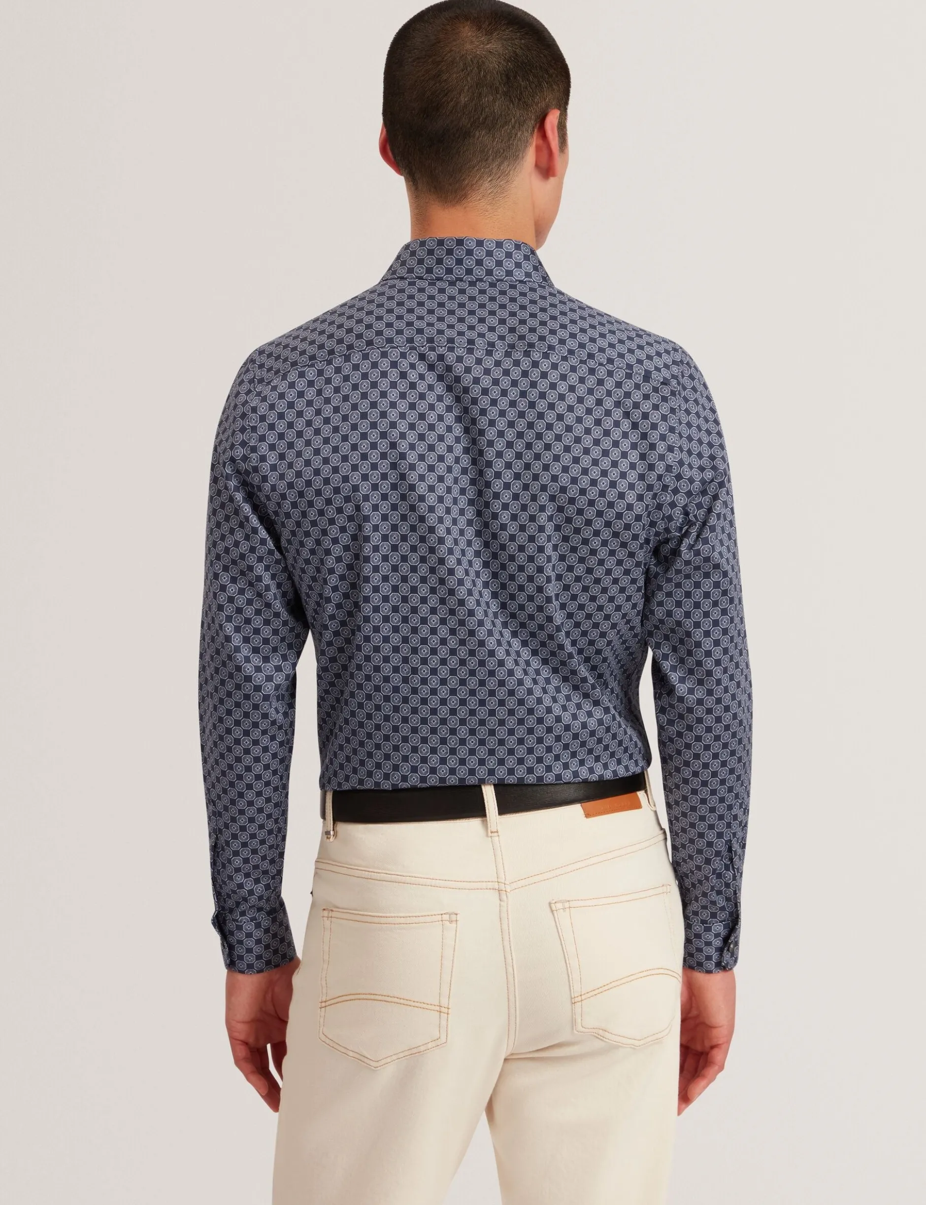Slim-Fit-Hemd mit geometrischem Kreismuster