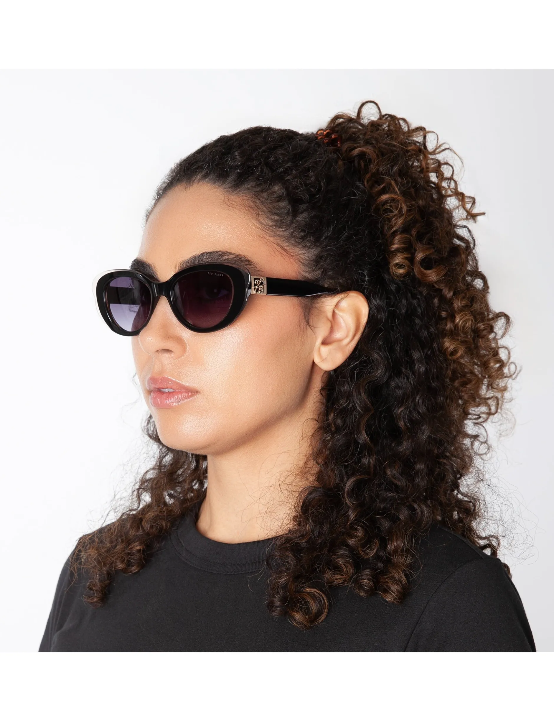 Sonnenbrille mit ovalem Schmetterlingsrahmen