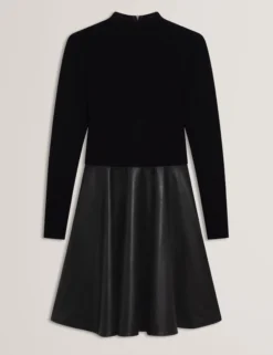Strickkleid in Midi-Länge mit Illusionseffekt aus Kunstleder