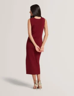 Strickkleid mit Twist-Ausschnitt, Midi-Länge