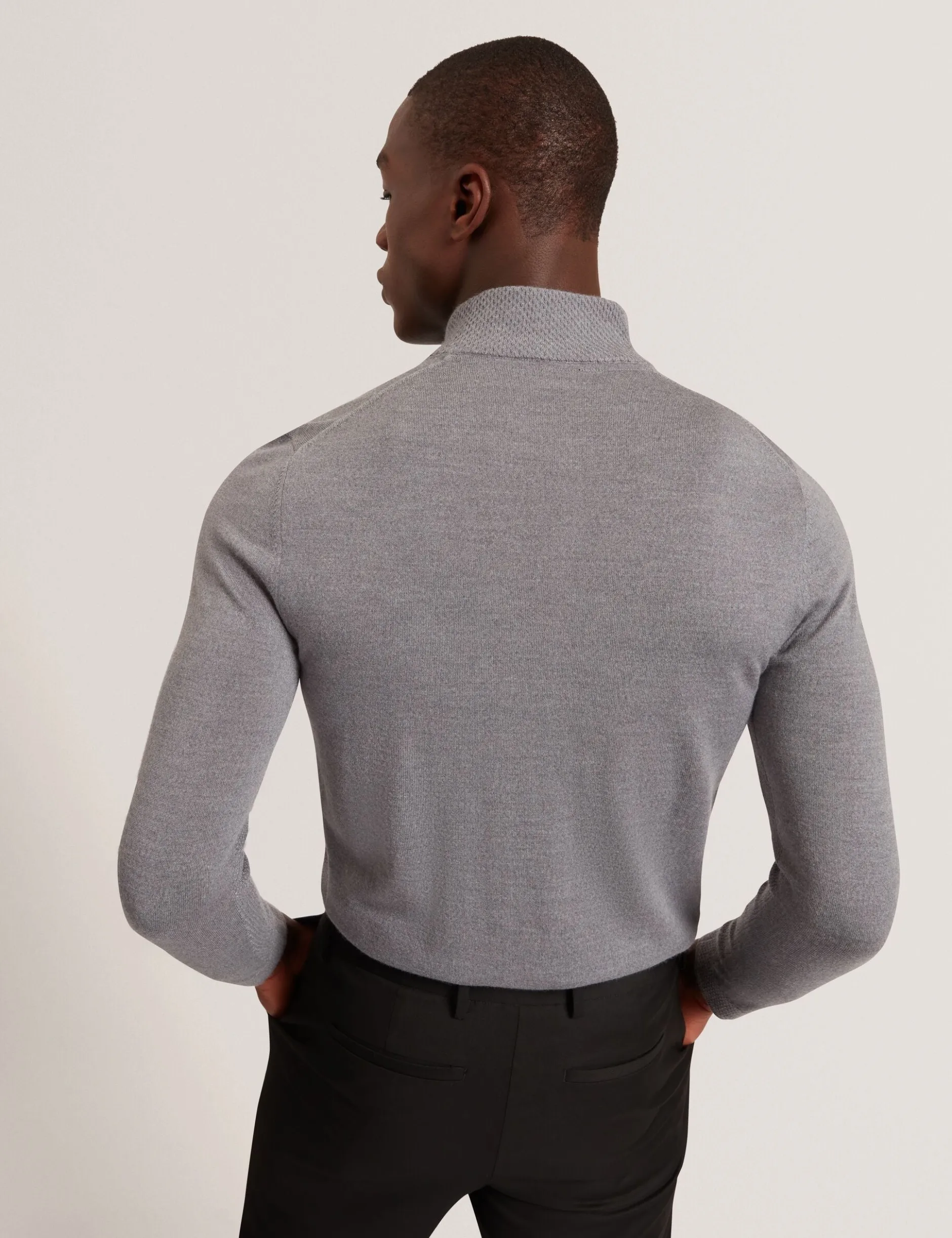 Strickpullover aus Merinowolle mit Reißverschlusskragen