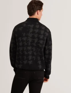 Strickpullover mit Rollkragen und Hahnentrittmuster