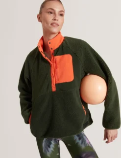 Thermojacke aus Borg-Fleece mit hohem Kragen zum Überziehen