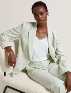 Trägertop mit Chiffondetails und V-Ausschnitt
