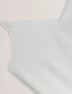 Trägertop mit Chiffondetails und V-Ausschnitt