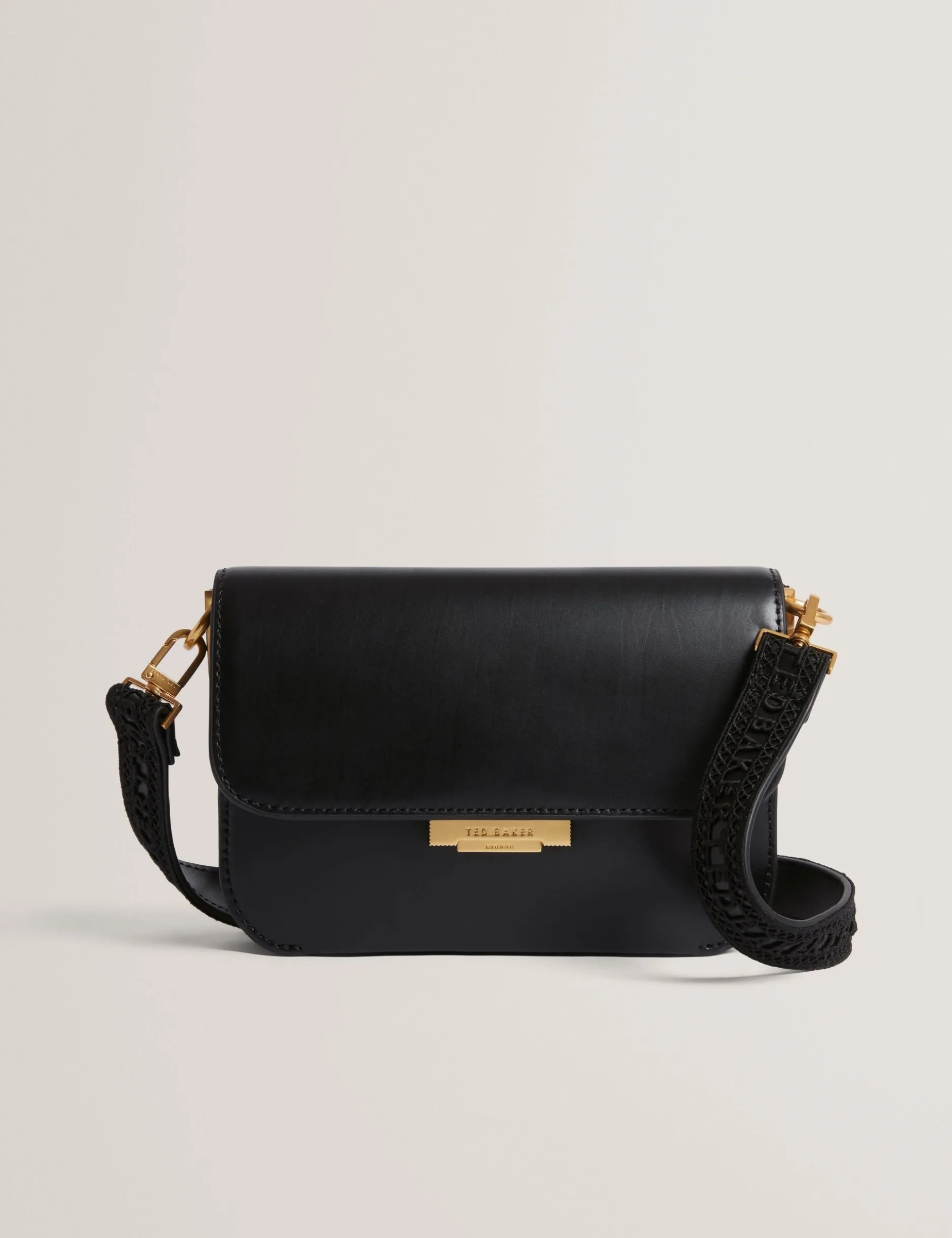 Umhängetasche aus Leder mit Schlossdetails