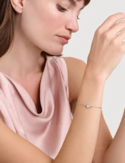 Verstellbares Armband mit Kristallherz