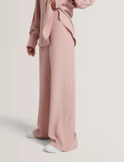 Weite Schlupfhose mit Paspeldetails
