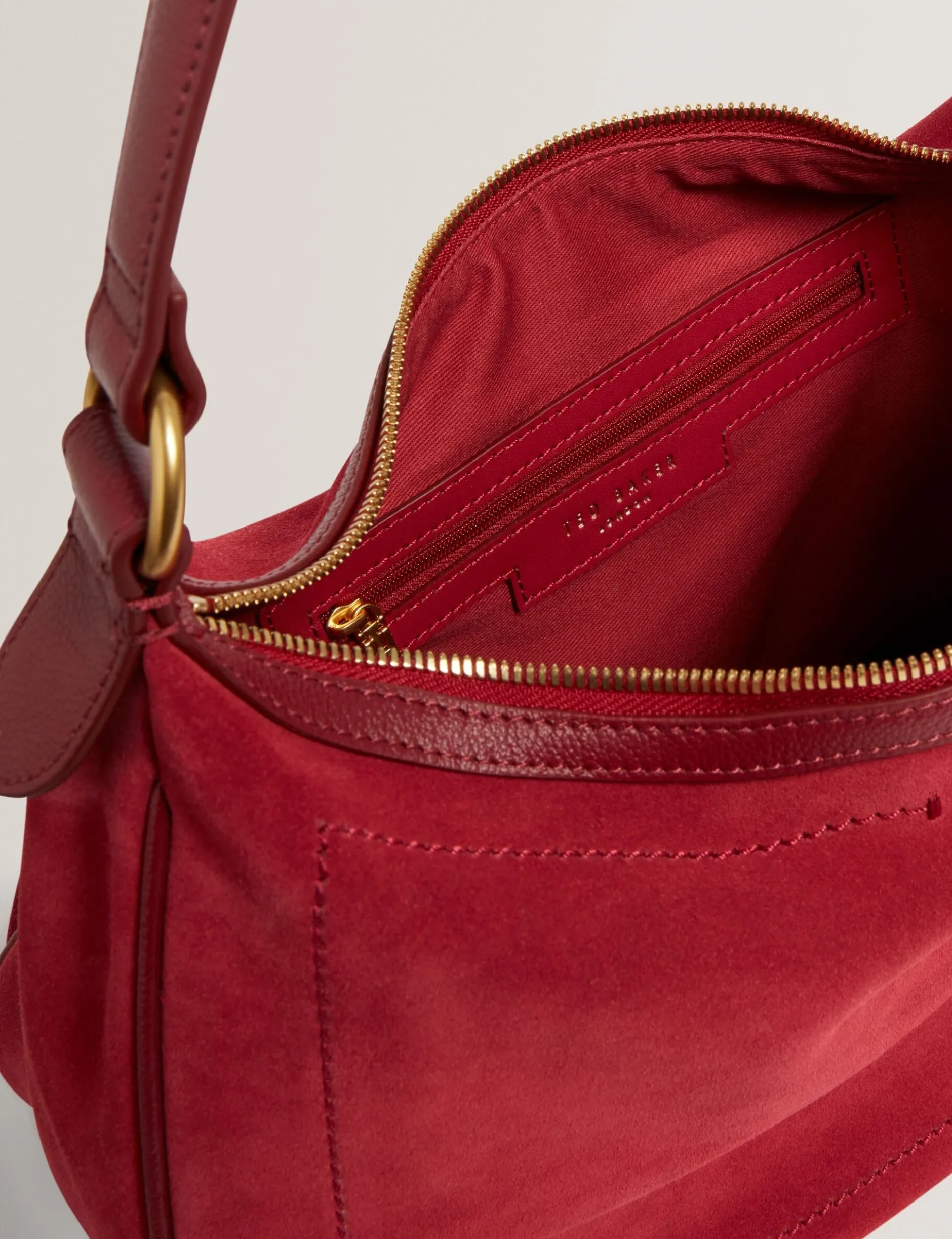 Wildleder-Hobo-Bag mit gewebtem Riemen