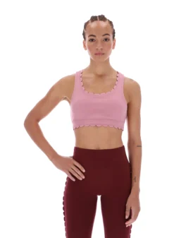 Yoga-BH mit Wellenkante und Racerback-Ausschnitt